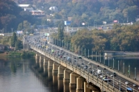 Развязку на мосту Патона закончат в июле