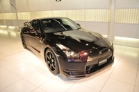 Всего 40 автомобилей NISSAN GT-R Spec-V отправлено для продажи в Европу