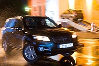 Островок стабильности. Новый кроссовер Toyota RAV4 – гениальный автомобиль