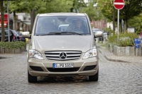 Обновленный Mercedes-Benz Viano - еще стильнее и функциональнее (фото)