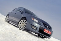 Шлифовальная машина. Каково ездить на «горячей» Mazda3 MPS в условиях холодной зимы