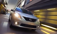 На автосалоне в Нью-Йорке Nissan показал седан за 11 тысяч долларов