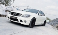 Mercedes-Benz C63 AMG подвергся коллективной доработке