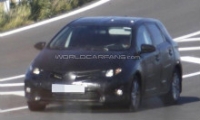 Toyota Auris 2013:первые шпионские снимки
