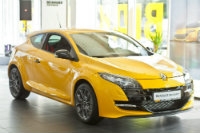 Автоцентр Renault «АИС Автокрай» дарит клиентам  100 литров топлива и скидку 25% на техобслуживание!