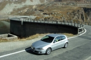 Alfa Romeo 147 3-x дверная