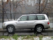 Toyota Land Cruiser 100
