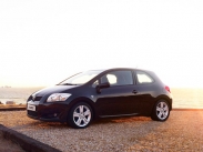 Toyota Auris 3-х дверный
