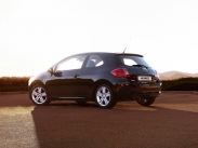 Toyota Auris 3-х дверный