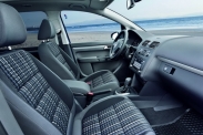 Volkswagen Cross Touran