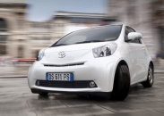 Toyota iQ
