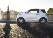 Toyota iQ