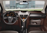 Toyota iQ
