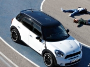 MINI One Countryman