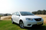 Geely Emgrand EC7-RV
