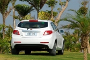 Geely Emgrand EC7-RV