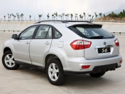 BYD S6