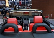 BYD S8