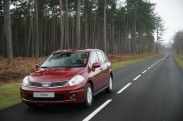 Nissan Tiida Hatchback