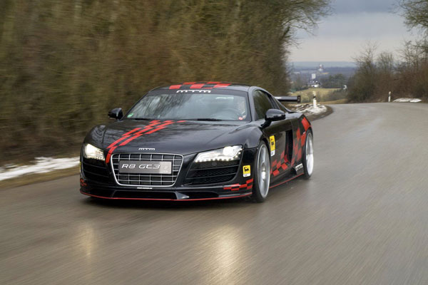 Audi-R8-GT3-2