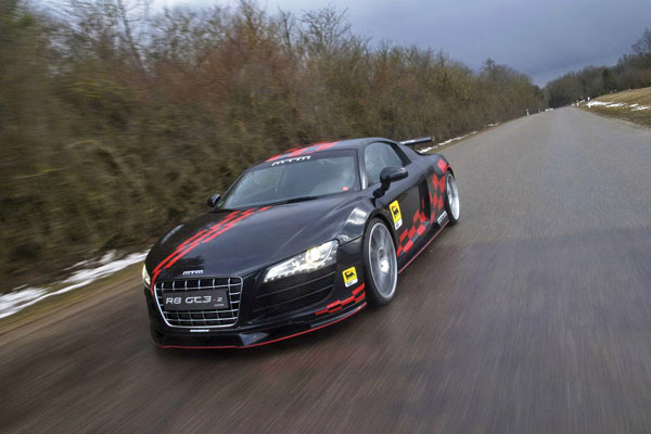 Audi-R8-GT3-2