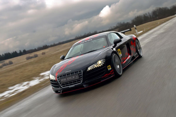 Audi-R8-GT3-2