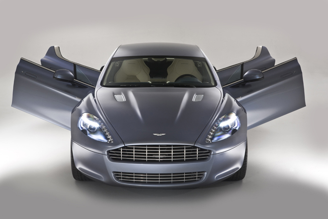 Aston Martin Rapide_rul_ua