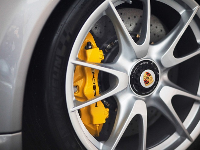 Porsche_rul_ua