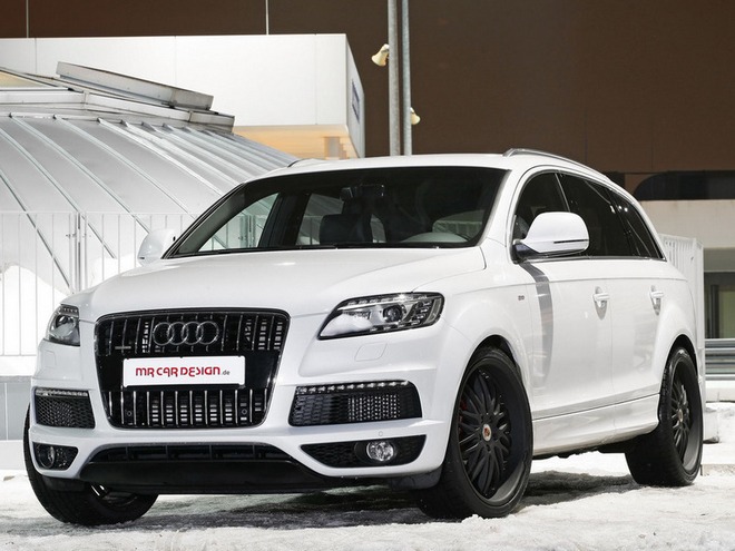 Audi Q7_rul_ua