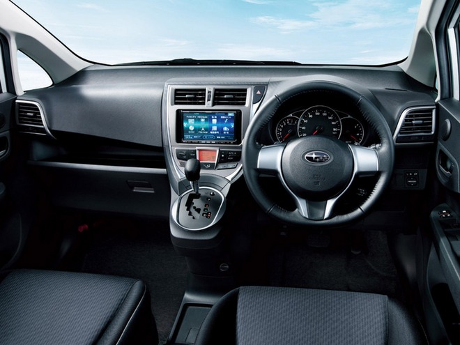 Фото Subaru Trezia