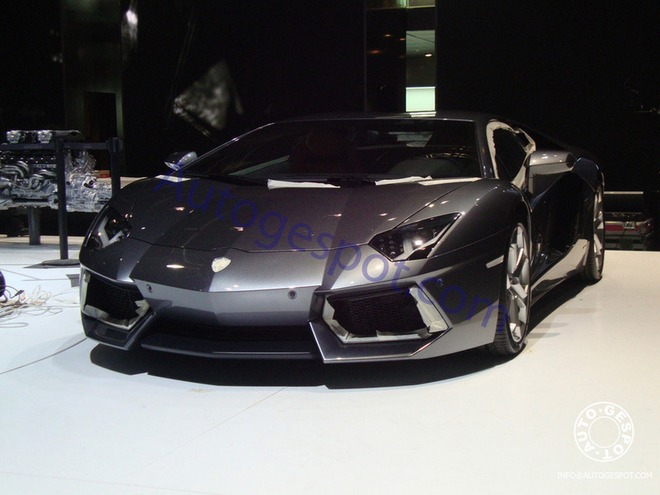 Lamborghini Aventador